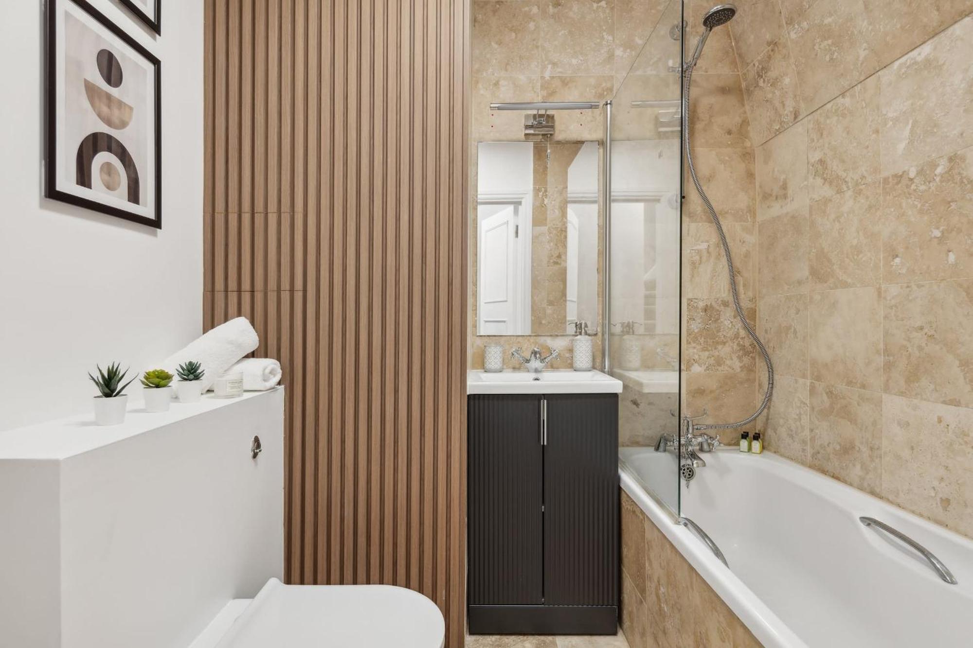 The Heart Of Westminster - 2Br - Cityapartmentstay Лондон Екстериор снимка