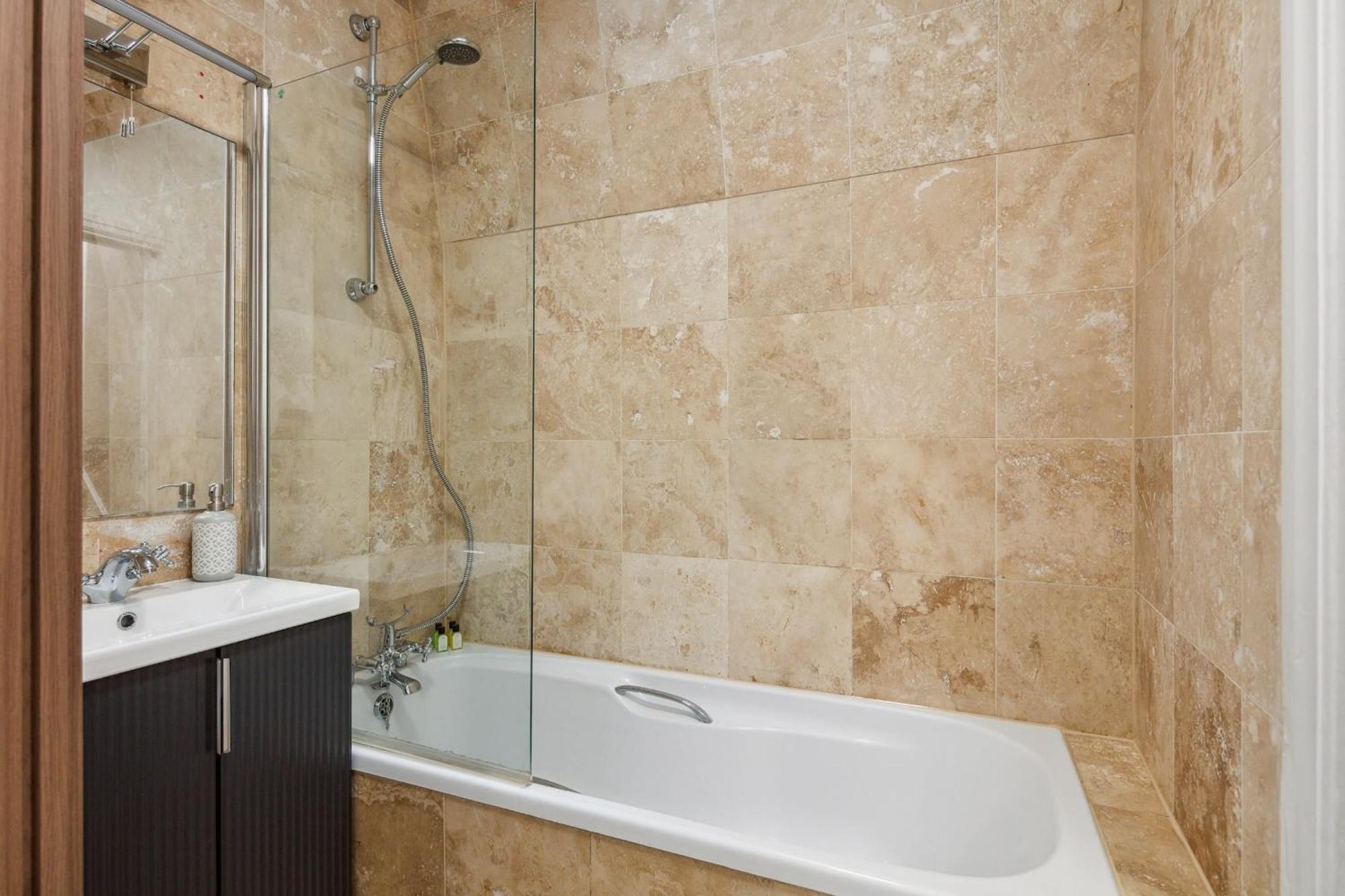 The Heart Of Westminster - 2Br - Cityapartmentstay Лондон Екстериор снимка